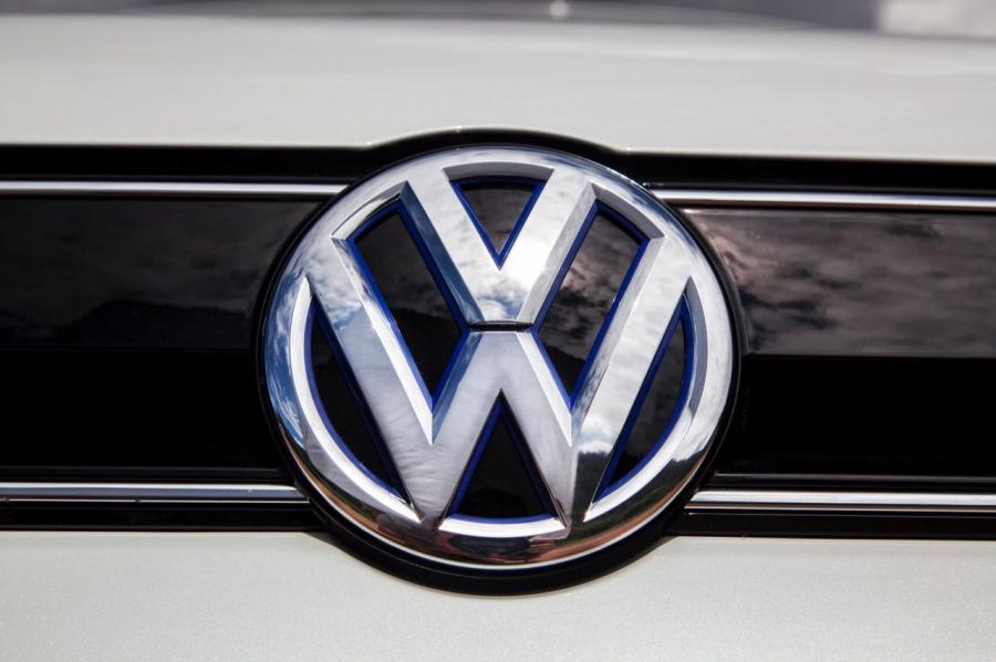  Volkswagen Jetta Hybrid 2012 года  (фото 66 из 133)